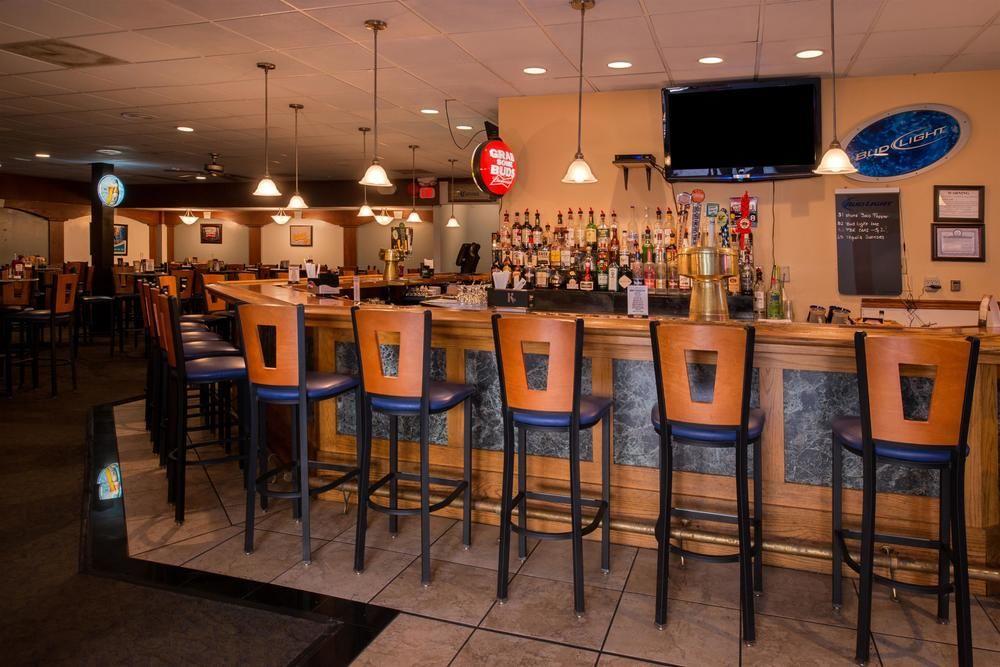 Ramada Plaza Rochester Airport Екстериор снимка